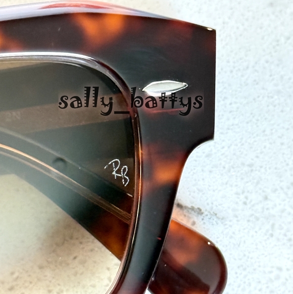Ray-Ban (Store Display) State Street Gradient Brown Tortoise RB2186 - Picture 13 of 17